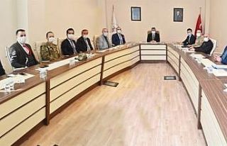 Vali Yılmaz: "Kurallara uyalım, uymayanlar...