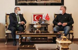 Vali’nin okul başarısı: 7 ayda 38 okul