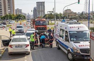 Vatandaşlar belediyenin kaza tatbikatını gerçek...