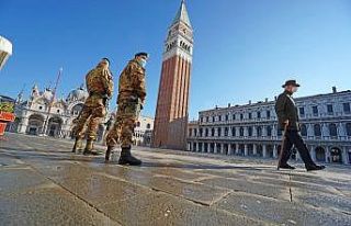 Venedik Karnavalı 2. kez iptal edildi, sokaklar bomboş...