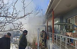 Yangından piknik tüpü patladı