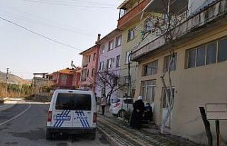 Yaşlı çift evlerinde ölü olarak bulundu