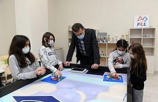 Yenişehir Belediyesinden çocuklara ’robotik kodlama...