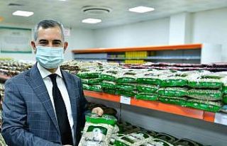 Yeşilyurt’ta ihtiyaç sahiplerine bakliyat desteği