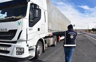Yük taşıyan araçlara yönelik denetim yapıldı