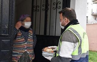 Yunusemre soğuk kış günlerinde de ihtiyaç sahiplerini...