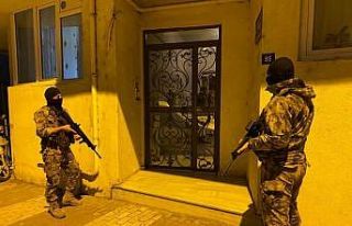 Zehir tacirlerine şafak operasyonu: 15 gözaltı