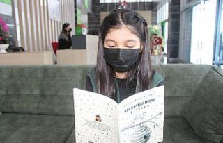 10 yaşında kitap çıkardı