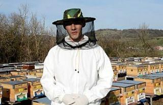 19 yaşındaki genç, arı sütü üretiminde Çin’e...