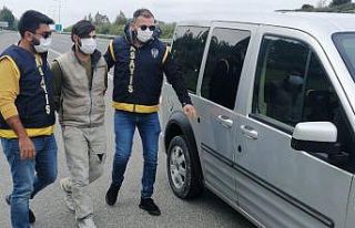 23 yıl 20 ay hapis cezası olan şahıs Çeşme’de...