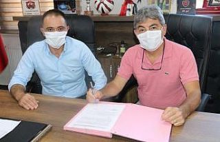 24Erzincanspor Teknik Direktör Kızıltan’la yolları...
