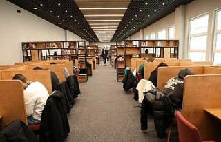 26 bin kitaplık bilgi bankası kitap kurtlarını...