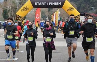 2 bin sporcunun katıldığı 4. Efes Ultra Maratonu...