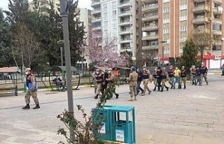 78 yaşındaki adamı darp ederek öldüren 5 kişi...