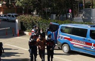 Adana’da silah kaçakçılığı ve nitelikli dolandırıcılık...