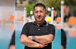 ADÜ’lü öğretim üyesi tarih kitabının ünite...