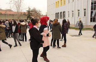 Afyonkarahisar’da 40 bin öğrenci yüz yüze eğitime...