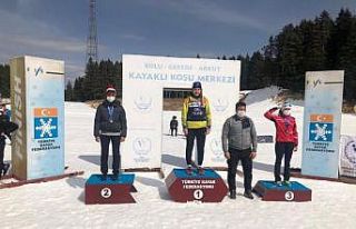 Ağrı Sporcu Eğitim Merkezi sporcularından 9 madalyalık...