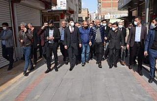 AK Parti Batman İl Başkanı Gür esnaf ziyaretine...