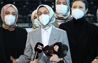 AK Parti Kadın Kolları Başkanı Çam: "İnsan...