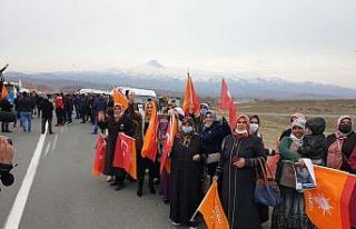 AK Parti’ye geçiş yapan Tuzluca Belediye Başkanı...