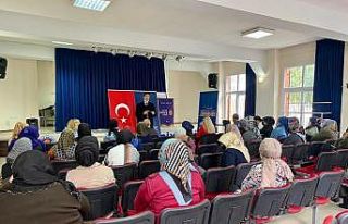 Akdeniz Belediyesinde kadınlara yönelik eğitim...