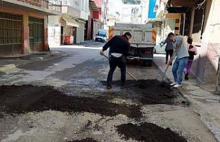 Akdeniz’de yol çalışmaları aralıksız sürüyor