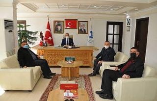 Akşehir Belediyesi esnafa desteğe devam ediyor