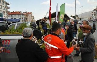 Akşehir’de vatandaşlara fidan dağıtıldı