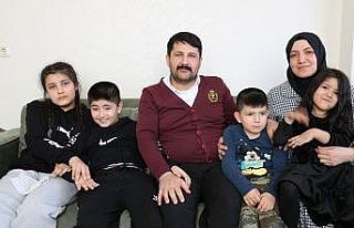 Alkışlarla karşılandılar... Irkçılık gurbetçi...
