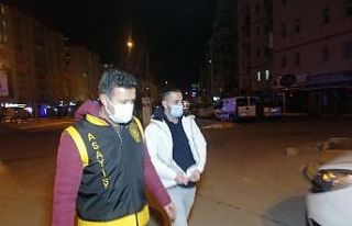 Alkollü sürücüye bin 339 lira ceza kesilerek ehliyetine...