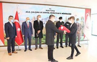 Anadolu Gönül Yolu 81 Genç 81 Bayrak teslim töreni...