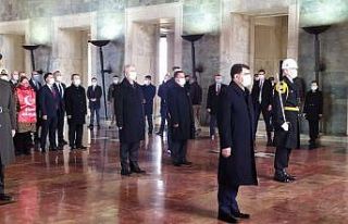 Anıtkabir’de 18 Mart Şehitleri’ni anma töreni...