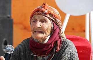 Arslanköylü 96 yaşındaki Nesibe nine, kurtuluş...