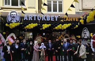 Artukbey kahvenin Beyoğlu şubesi açıldı