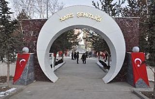 Ay-Yıldızlı bayrak Kars’tan yola çıktı
