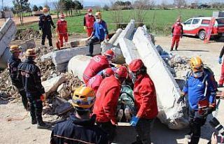 Aydın Valiliği’nden vatandaşlara “AFAD gönüllüsü...