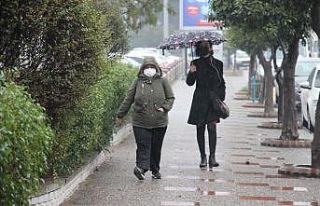 Aydın’da sağanak yağış etkili oluyor