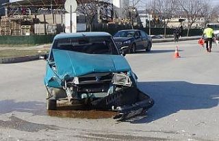 Aynı kavşakta yine kaza: 1 yaralı