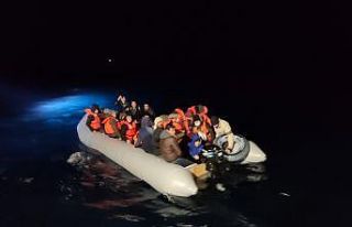 Ayvalık’ta Türk karasularına itilen 48 göçmen...