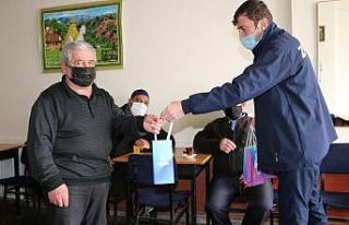 Aziziye’deki kahvehanelere “ilk gün” sürprizi