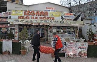 Bağışlanan soğanlar esnaf ve vatandaşlara dağıtıldı