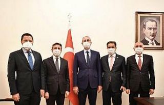 Bakan Gül ile Adıyaman yatırımları görüşüldü
