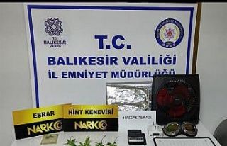 Balıkesir’de uyuşturucu operasyonunda 15 kişi...