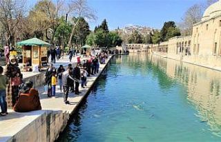 Balıklıgöl ziyaretçi akınına uğradı