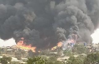 Bangladeş’teki yangında 9 bin 600 ev kül oldu