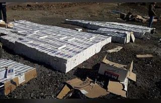 Başkale’de 7 bin 632 paket kaçak sigara ve 90...