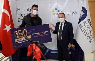 Başkan Böcek’ten 150 bininci doğal gaz abonesine...