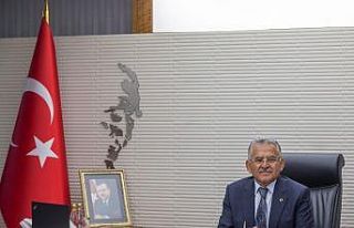 Başkan Büyükkılıç, "Aziz milletimizin başı...