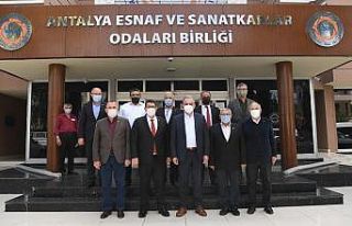 Başkan Esen, ‘Konyaaltı Esnafım’ projesini...